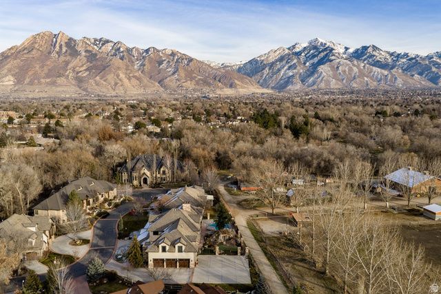 986 E WHEELER FARM CV, Salt Lake City, UT 84121