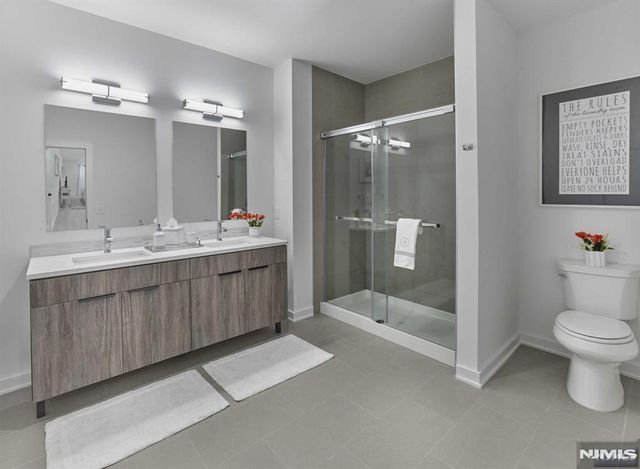 8 Tice Road 110, Franklin Lakes, NJ 07417