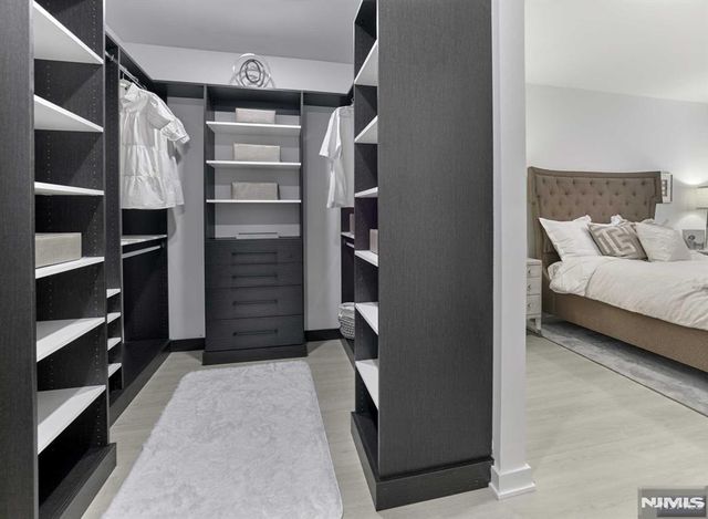 8 Tice Road 110, Franklin Lakes, NJ 07417