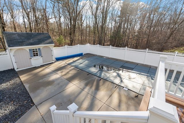 255 Mckeon Dr, North Attleboro, MA 02760