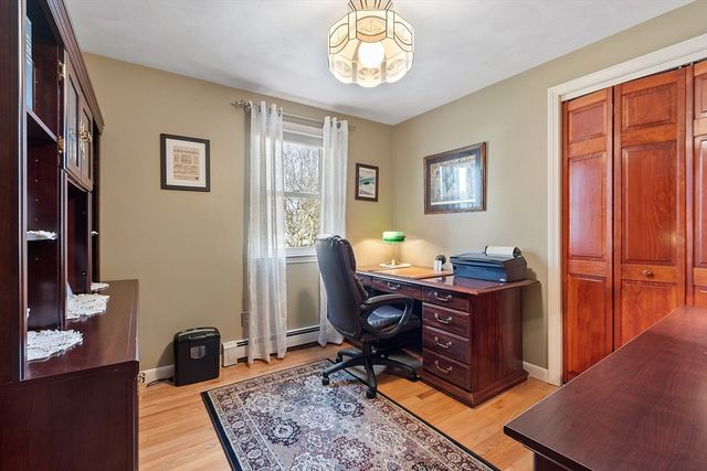 255 Mckeon Dr, North Attleboro, MA 02760