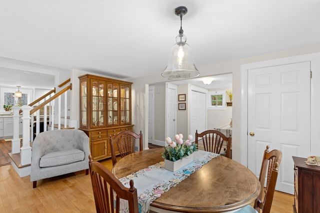28 Little Pond Rd, Plymouth, MA 02360