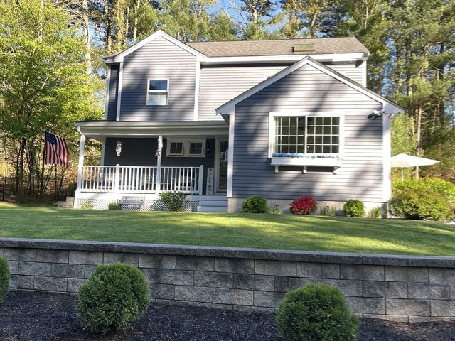 28 Little Pond Rd, Plymouth, MA 02360
