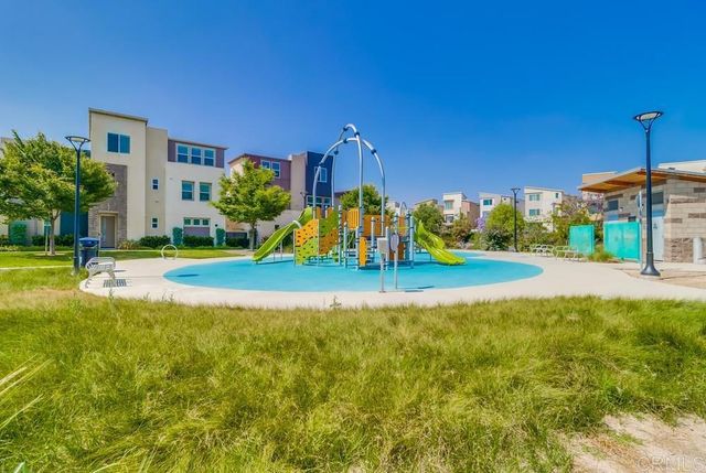 1842 Observation Way 2, Chula Vista, CA 91915