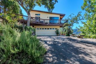 2850 Quail Run Road, Talent, OR 97540