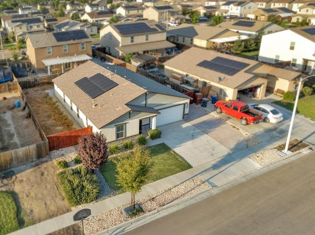 2216 Chism Avenue, Tulare, CA 93274