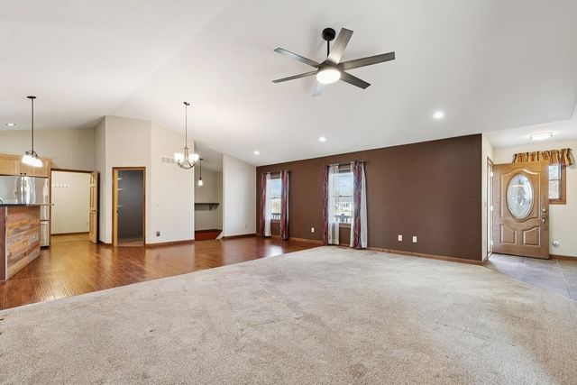 2849 262nd Street, Dewitt, IA 52742