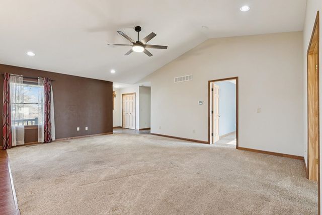 2849 262nd Street, Dewitt, IA 52742