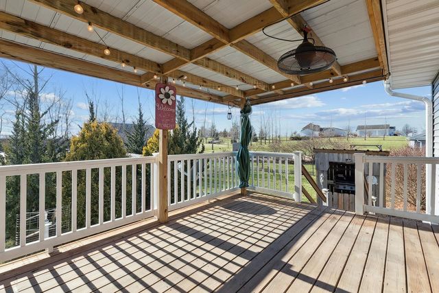 2849 262nd Street, Dewitt, IA 52742