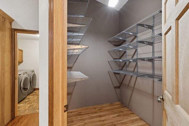 2849 262nd Street, Dewitt, IA 52742