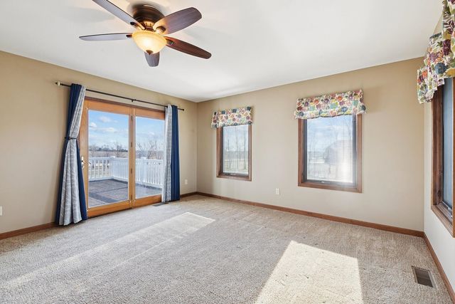 2849 262nd Street, Dewitt, IA 52742