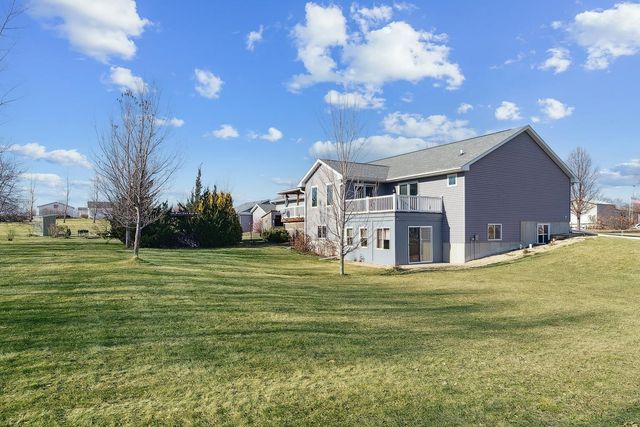 2849 262nd Street, Dewitt, IA 52742