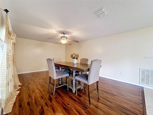 2620 HUNLEY LOOP, Kissimmee, FL 34743