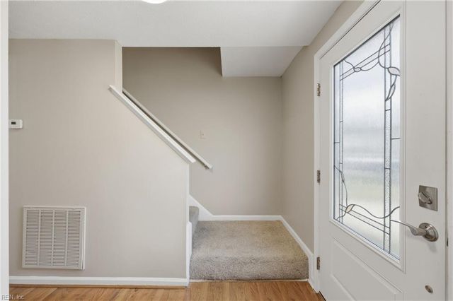 717 Mainsail DR, Newport News, VA 23608