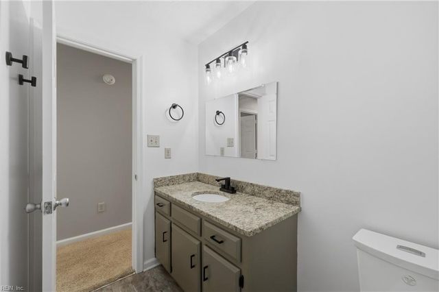 717 Mainsail DR, Newport News, VA 23608