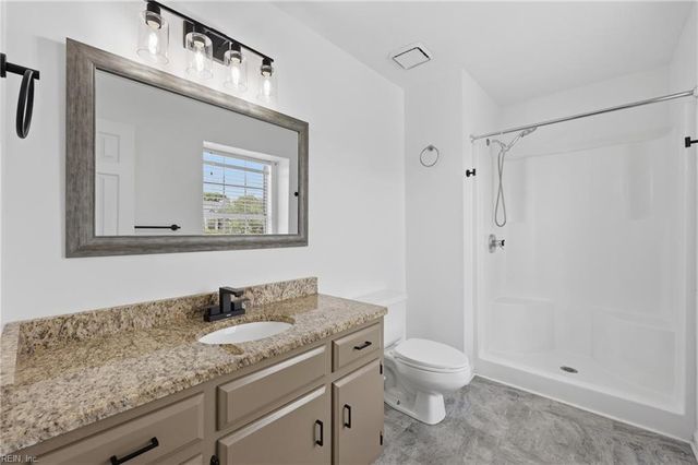 717 Mainsail DR, Newport News, VA 23608