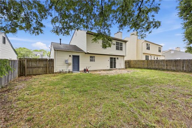 717 Mainsail DR, Newport News, VA 23608