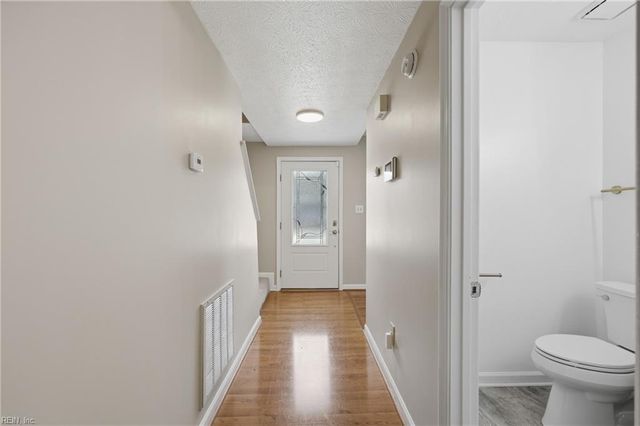 717 Mainsail DR, Newport News, VA 23608