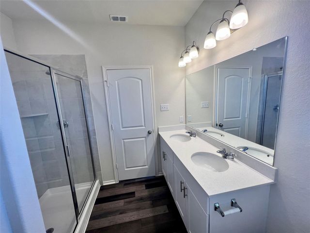 353 Grace Lilly DR, Buda, TX 78610