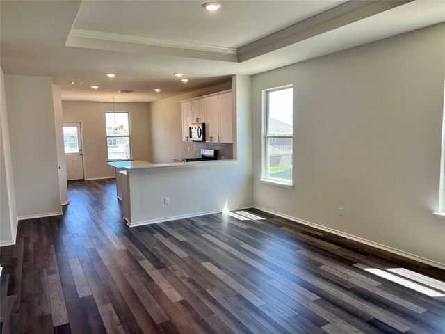 353 Grace Lilly DR, Buda, TX 78610