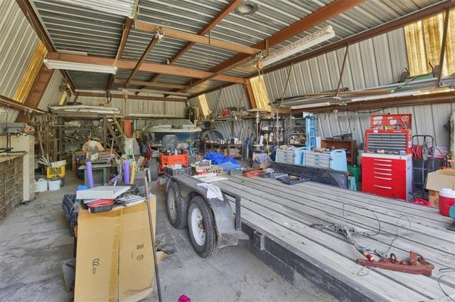 7129 SE 202nd Street, Holt, MO 64060