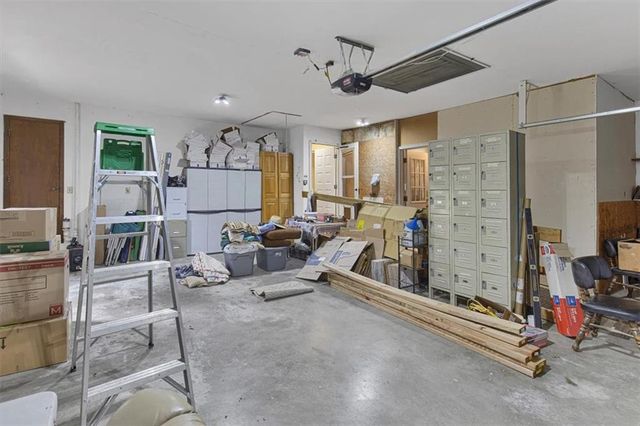7129 SE 202nd Street, Holt, MO 64060