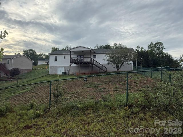 4460 Gouge Avenue, Morganton, NC 28655