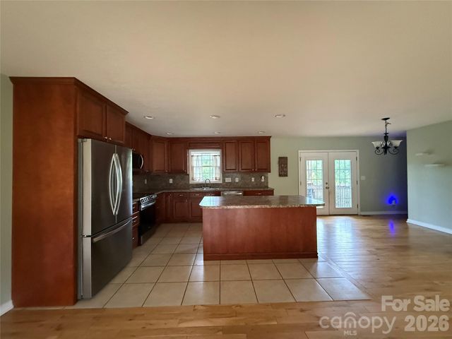 4460 Gouge Avenue, Morganton, NC 28655
