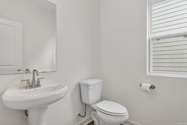 115 Peeps Ct., Adkins, TX 78101