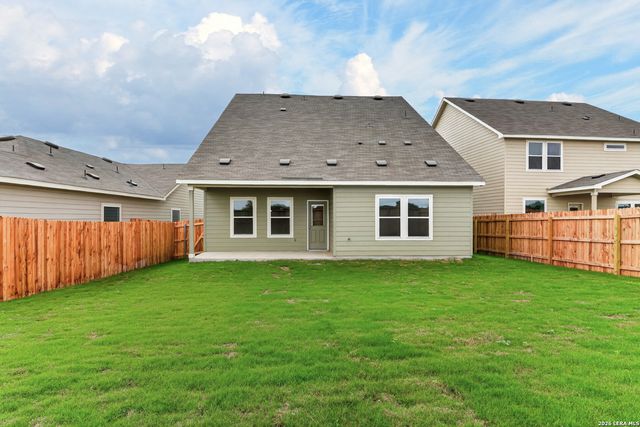 115 Peeps Ct., Adkins, TX 78101