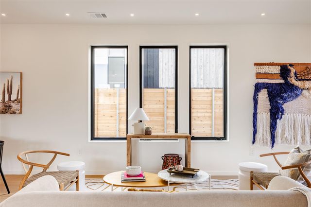 2112 Lawnmont Ave, Austin, TX 78756