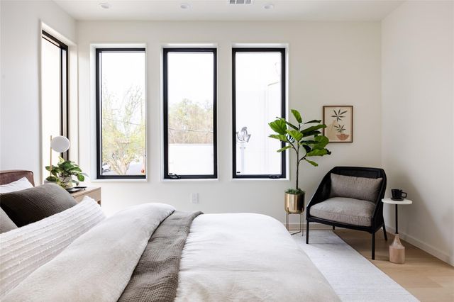 2112 Lawnmont Ave, Austin, TX 78756