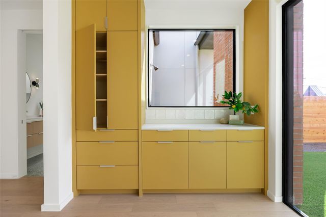 2112 Lawnmont Ave, Austin, TX 78756