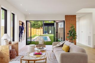 2112 Lawnmont Ave, Austin, TX 78756