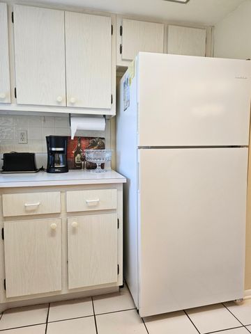 2950 Crosley Drive E C, West Palm Beach, FL 33415