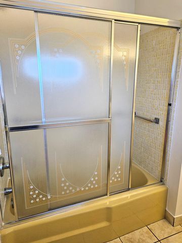 2950 Crosley Drive E C, West Palm Beach, FL 33415