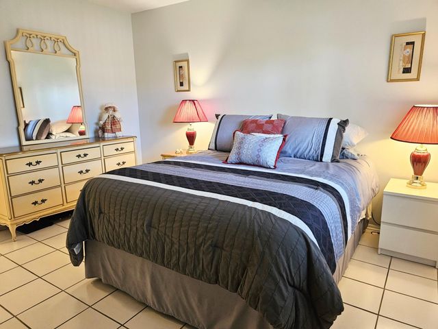 2950 Crosley Drive E C, West Palm Beach, FL 33415