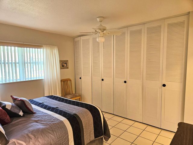 2950 Crosley Drive E C, West Palm Beach, FL 33415