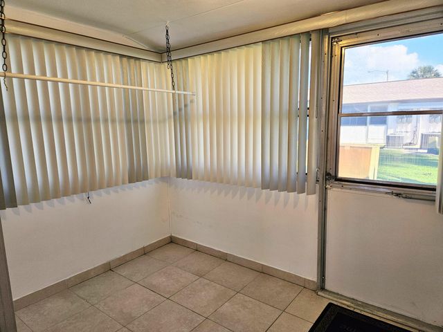 2950 Crosley Drive E C, West Palm Beach, FL 33415