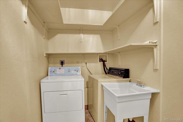 16627 W 1st Avenue, Golden, CO 80401