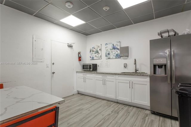 5001 Collins Ave 14C, Miami Beach, FL 33140