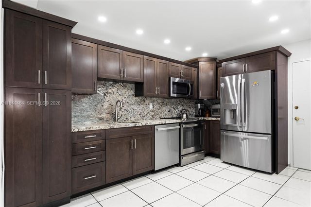 5001 Collins Ave 14C, Miami Beach, FL 33140