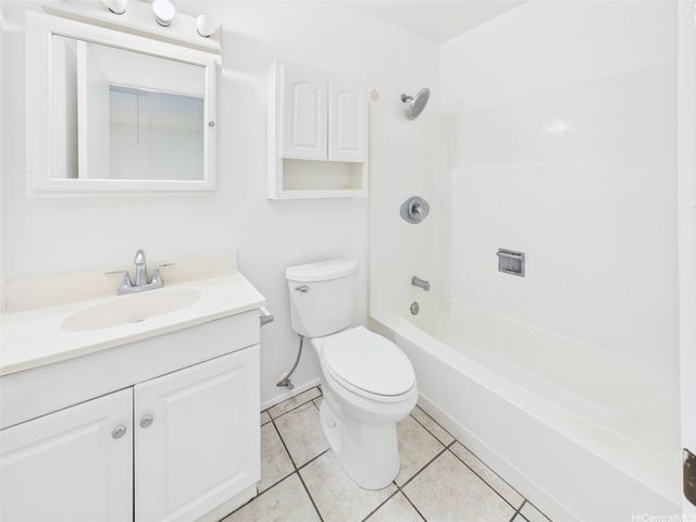 94-055 Anania Drive 108, Mililani, HI 96789