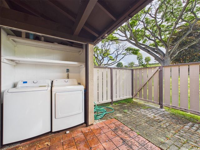 94-055 Anania Drive 108, Mililani, HI 96789