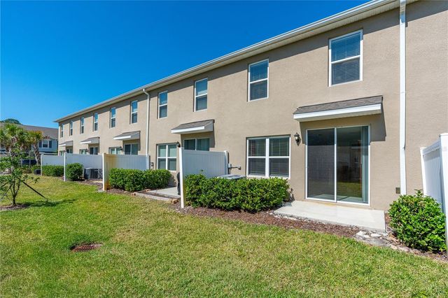 57 BELLA LAGO CIRCLE, Port Orange, FL 32129