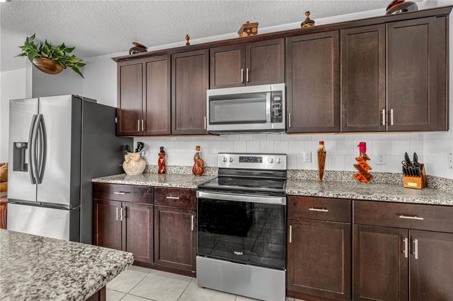 57 BELLA LAGO CIRCLE, Port Orange, FL 32129