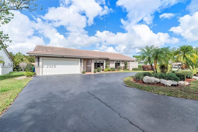 8551 NW 53rd Ct, Coral Springs, FL 33067
