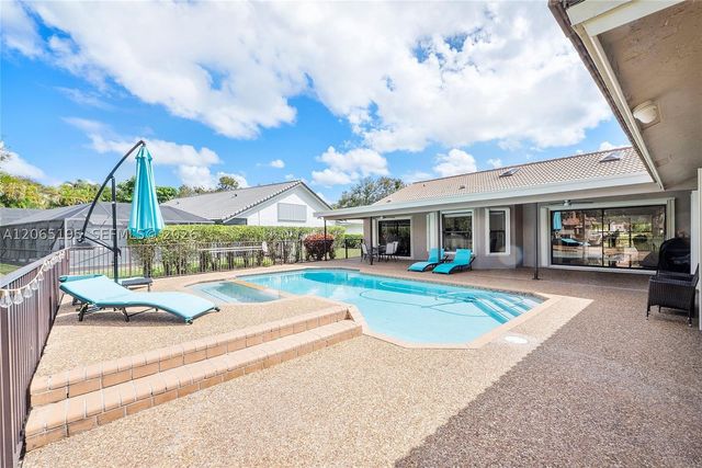 8551 NW 53rd Ct, Coral Springs, FL 33067