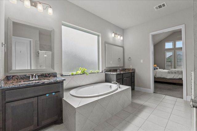 1704 Waterlilly River Lane, League City, TX 77573