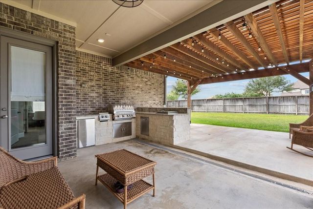 1704 Waterlilly River Lane, League City, TX 77573